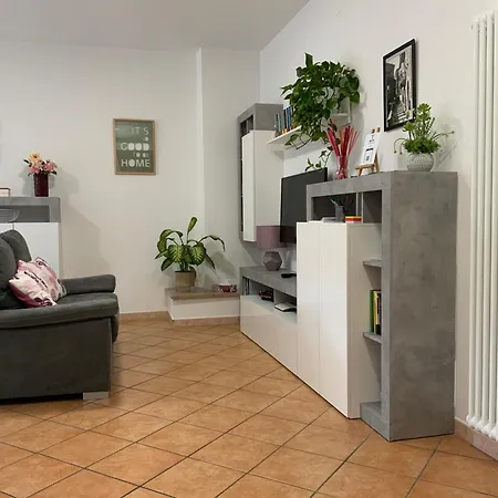 Eden. La Casa Di Claudia Apartment